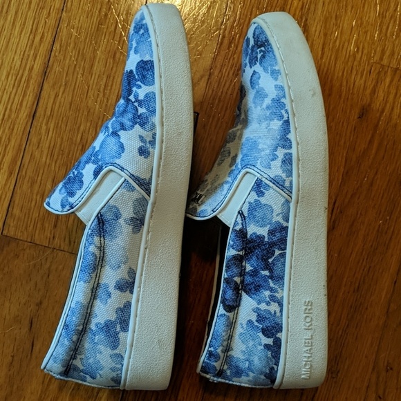 MK size 7 Floral slides - Picture 6 of 8
